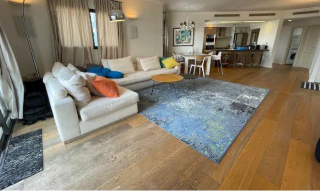 Ferienwohnung Beautiful Penthouse W/Amazing View, Prime Location Ramat Gan Exterior foto