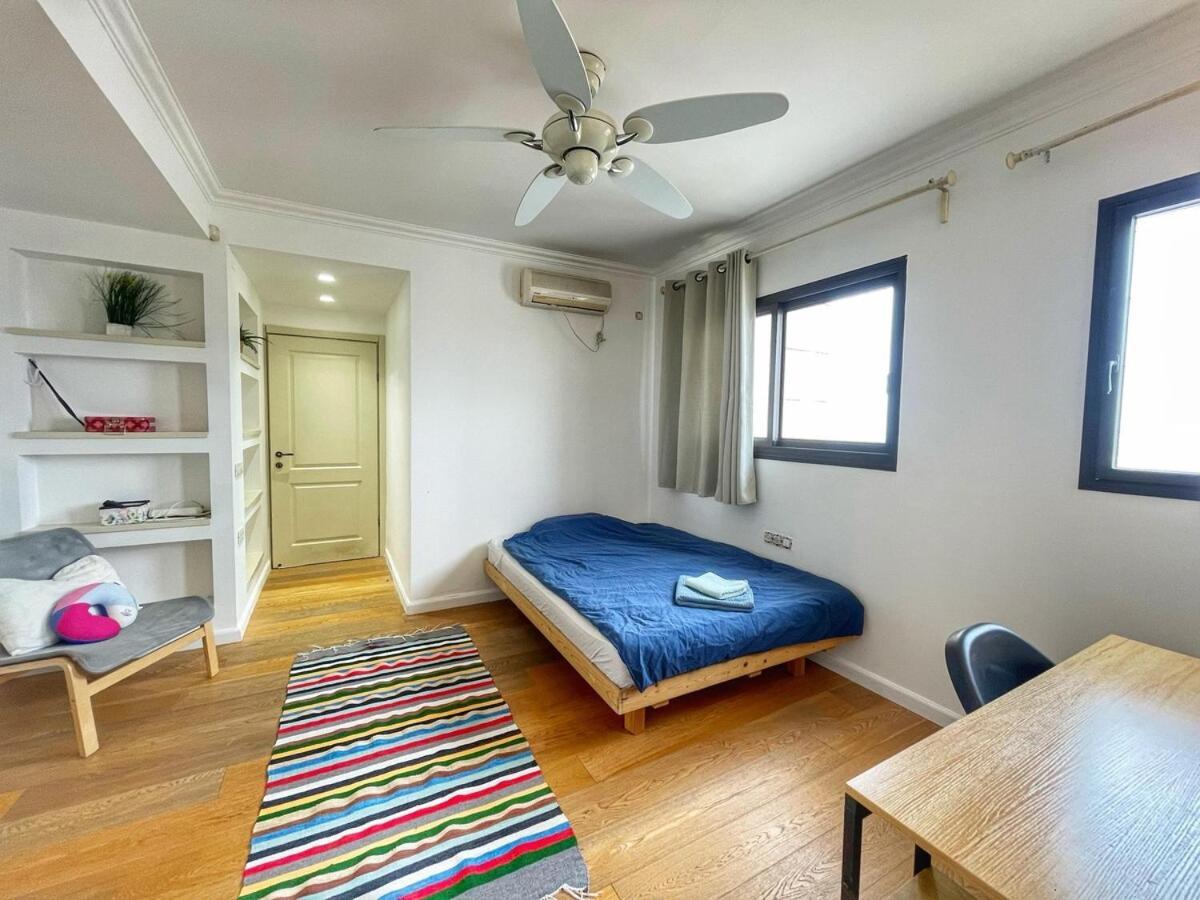 Ferienwohnung Beautiful Penthouse W/Amazing View, Prime Location Ramat Gan Exterior foto
