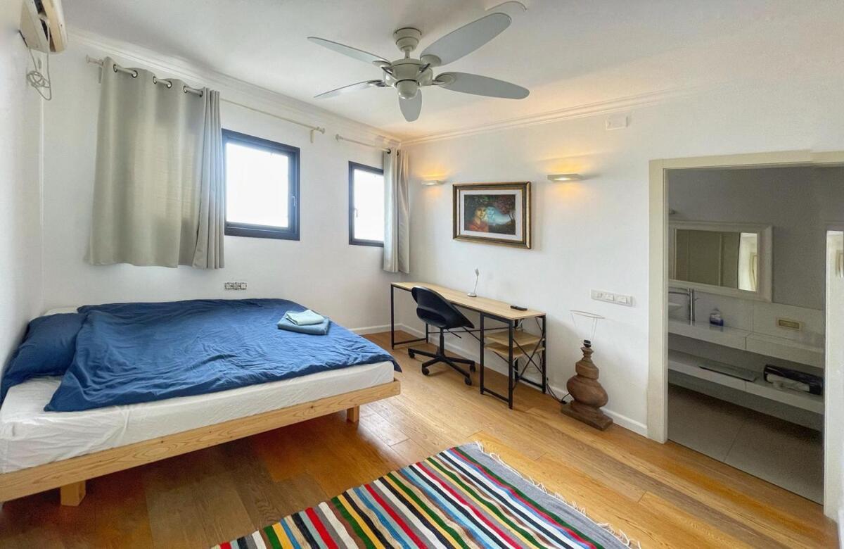 Ferienwohnung Beautiful Penthouse W/Amazing View, Prime Location Ramat Gan Exterior foto